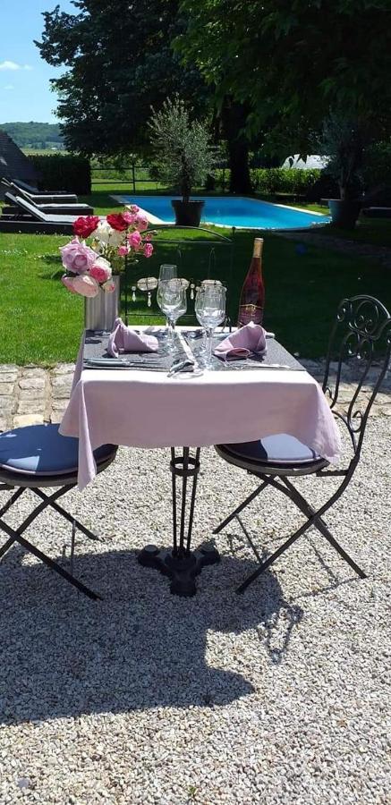 Le Mouton Bed and Breakfast Blaison Exteriör bild