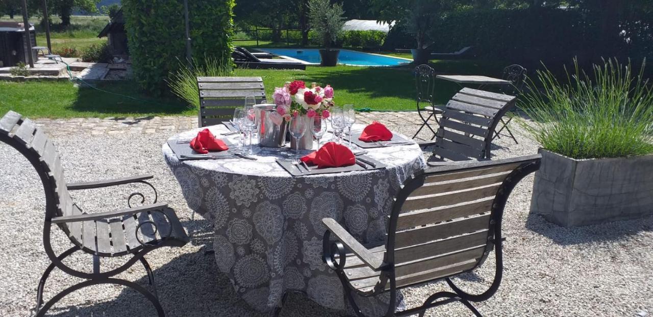 Le Mouton Bed and Breakfast Blaison Exteriör bild