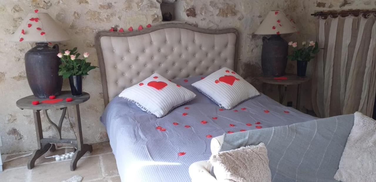 Le Mouton Bed and Breakfast Blaison Exteriör bild