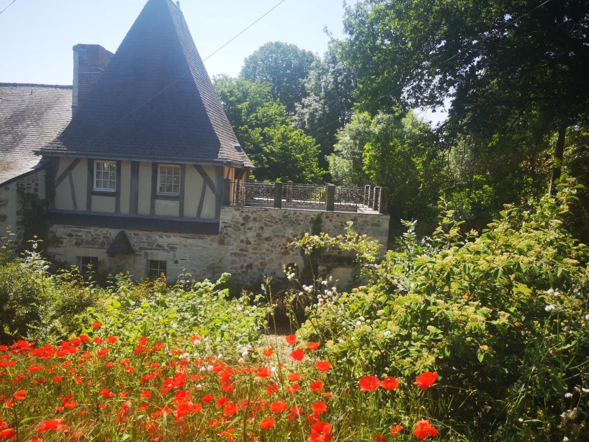 Le Mouton Bed and Breakfast Blaison Exteriör bild