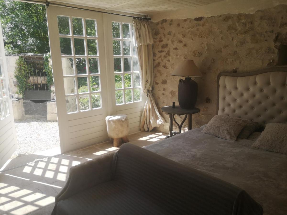 Le Mouton Bed and Breakfast Blaison Exteriör bild
