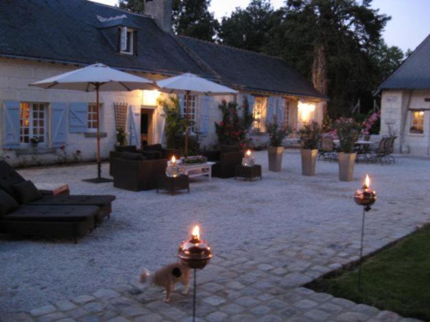 Le Mouton Bed and Breakfast Blaison Exteriör bild